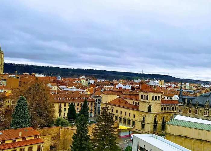Pleno Centro Nuevo Parking Leon